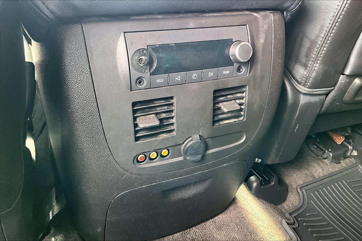 Used 2012 Chevrolet Avalanche LTZ AWD/4WD image 28