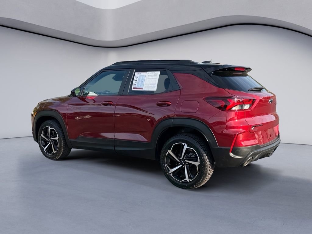 Used 2023 Chevrolet TrailBlazer RS w/ Convenience Package FWD image 3