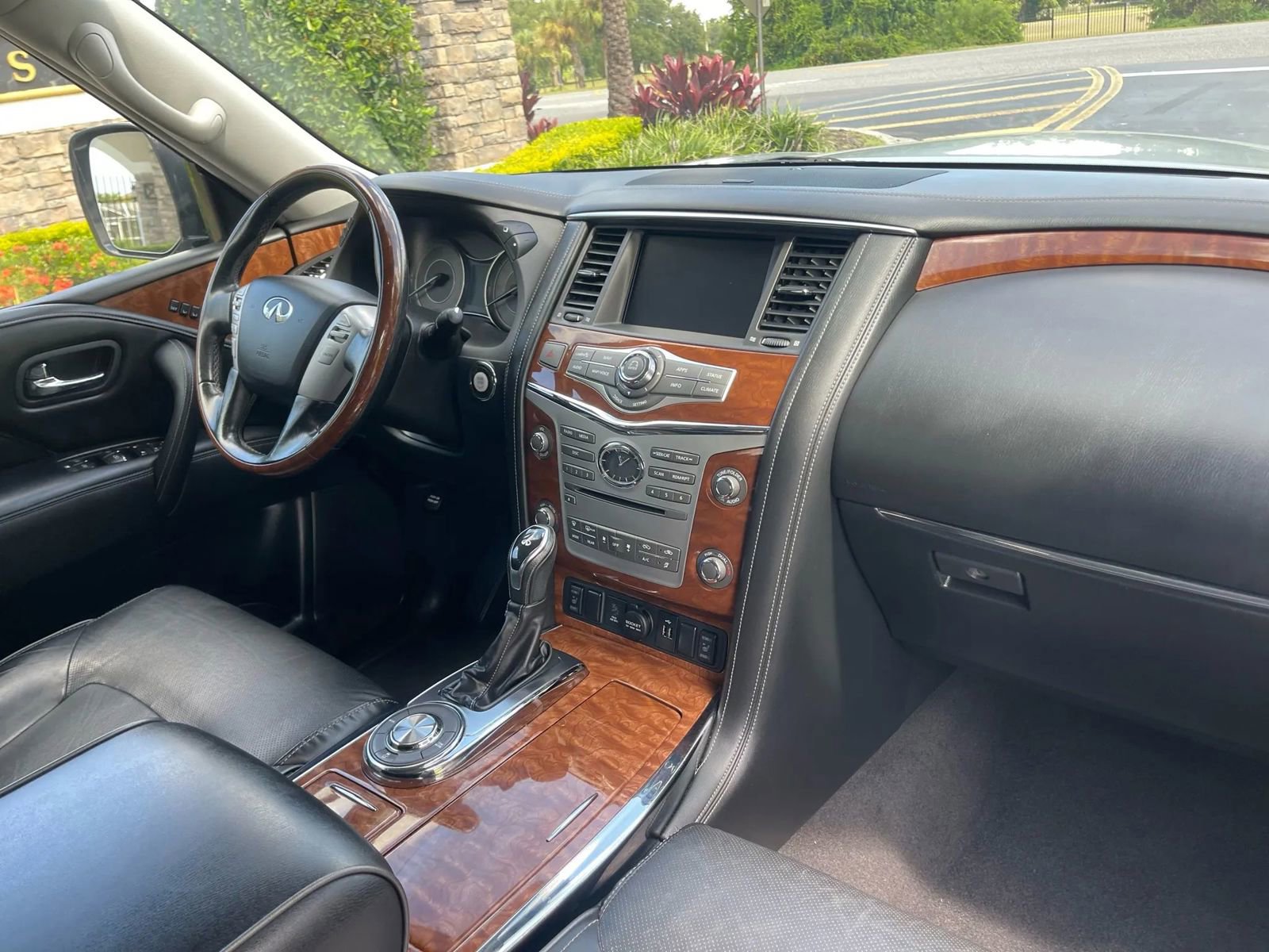 Used 2019 INFINITI QX80 Luxe image 9