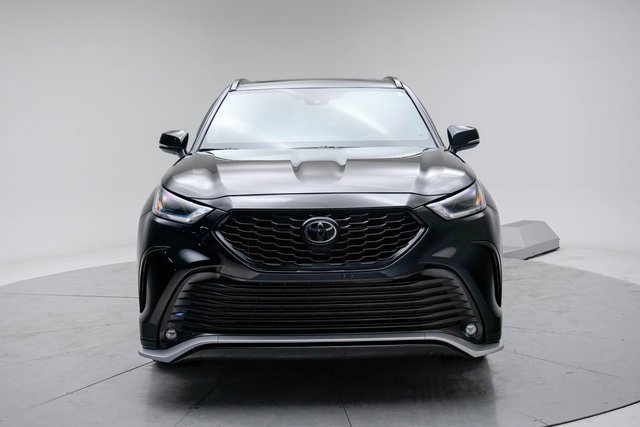 Used 2023 Toyota Highlander XSE image 8