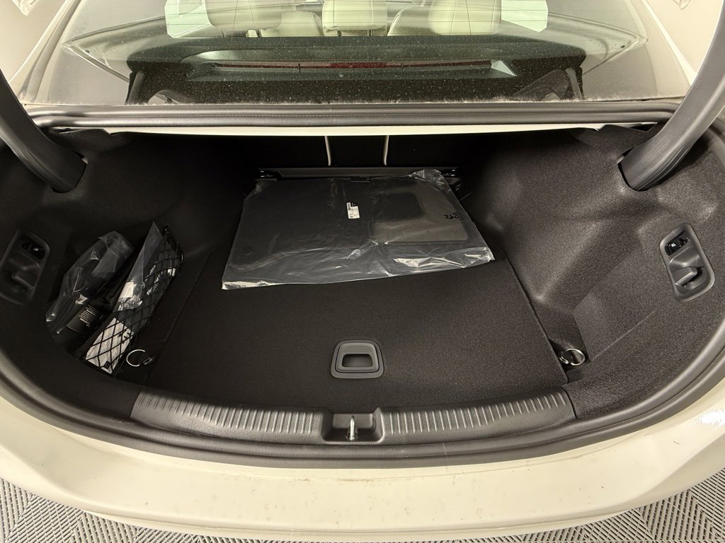 Certified 2024 Mercedes-Benz C 300 4MATIC Sedan image 33