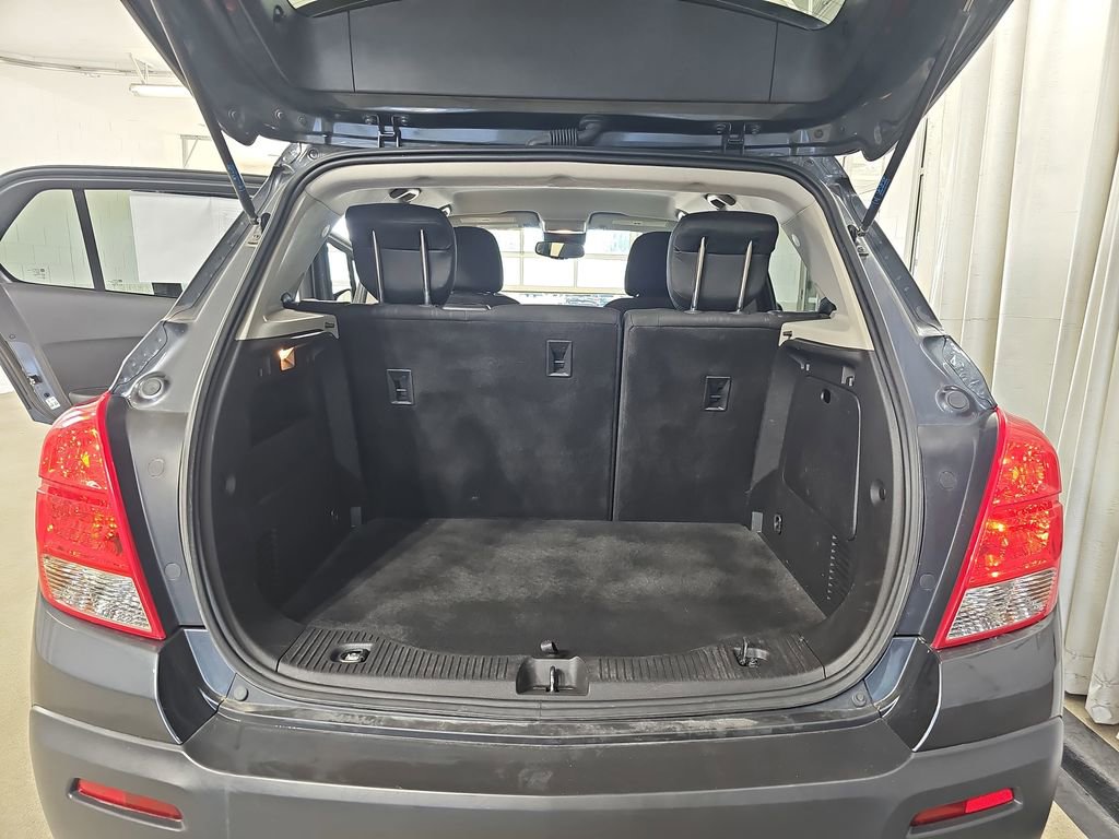 Used 2016 Chevrolet Trax LT w/ LPO, Protection Package FWD image 15