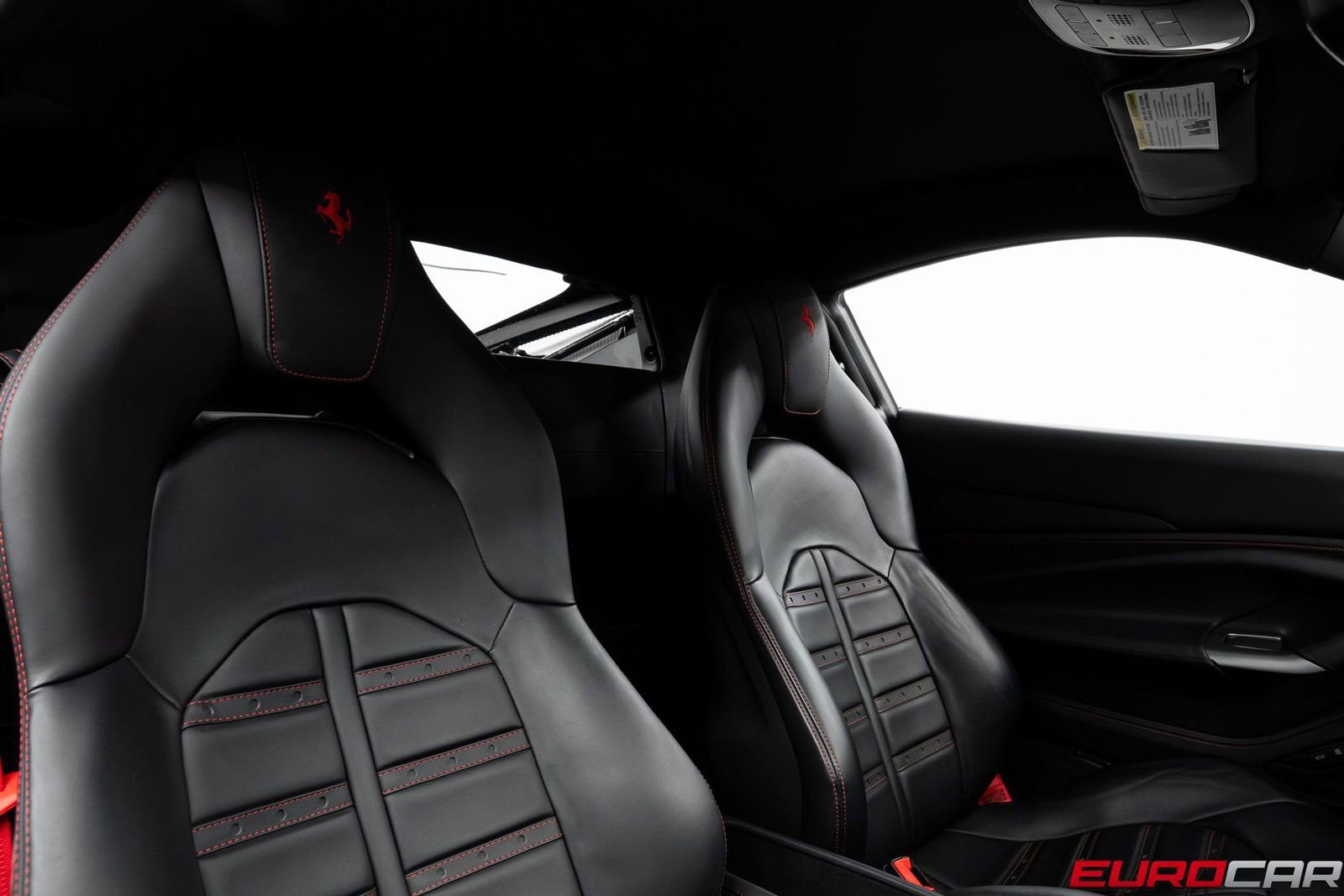 Used 2021 Ferrari F8 Tributo image 43