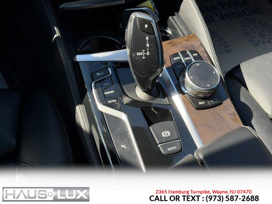 Used 2018 BMW 530i xDrive w/ M Sport Package AWD/4WD image 28