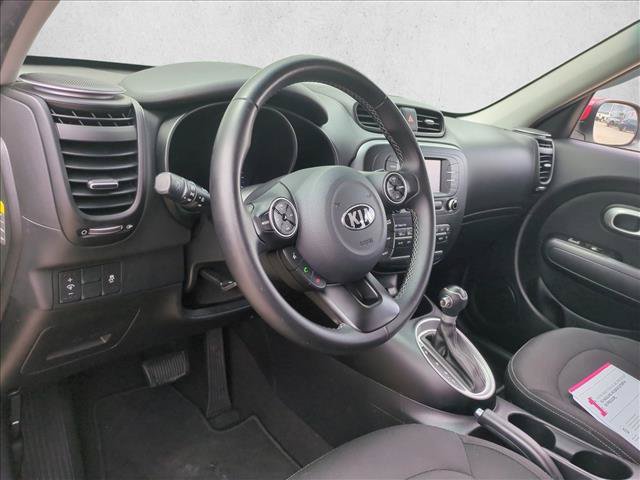 Used 2017 Kia Soul + w/ Designer's Package FWD image 10
