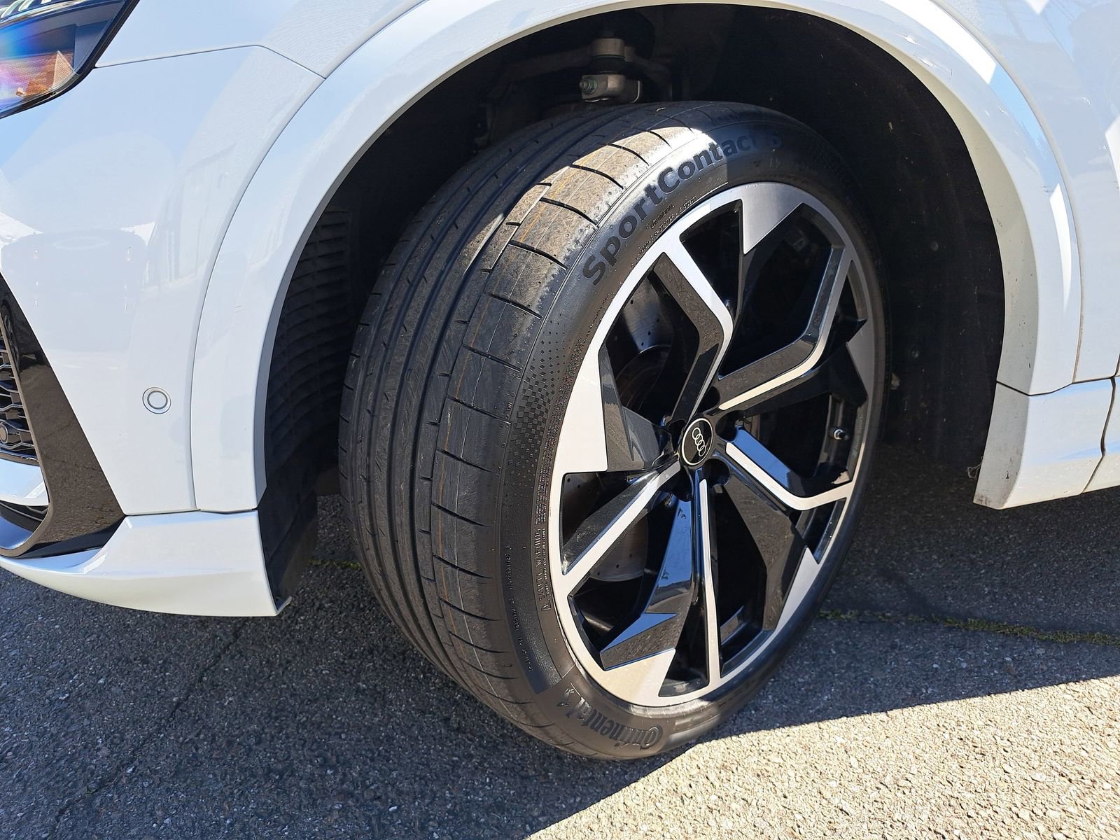 Used 2023 Audi RS Q8 image 36