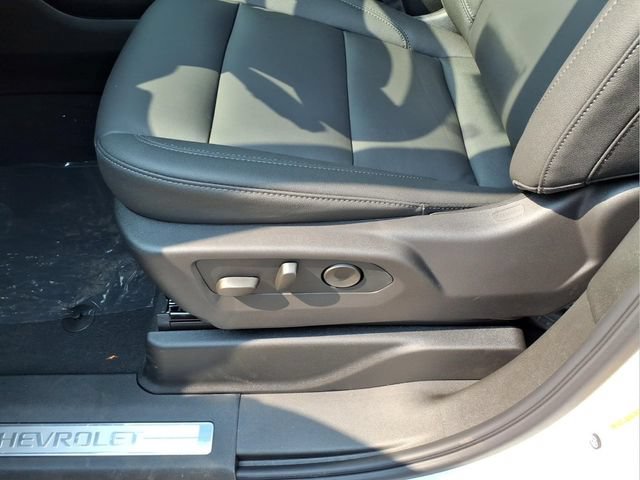 New 2026 Chevrolet Suburban LT w/ Comfort Package AWD/4WD image 17