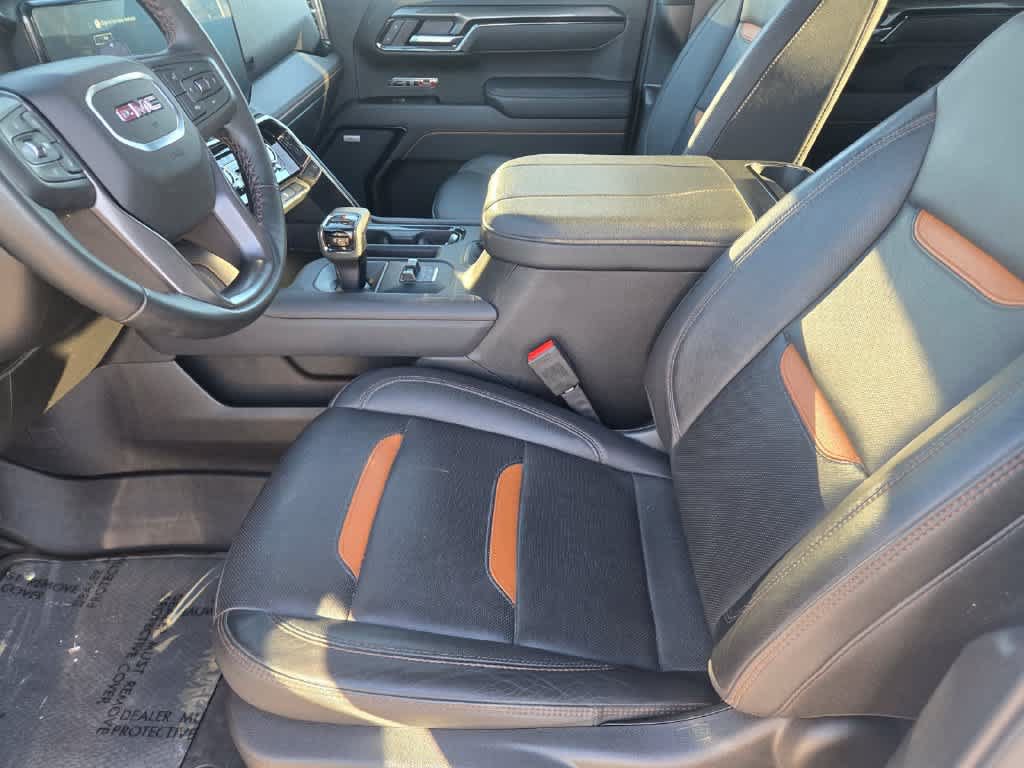 Used 2025 GMC Sierra 1500 AT4 AWD/4WD image 17
