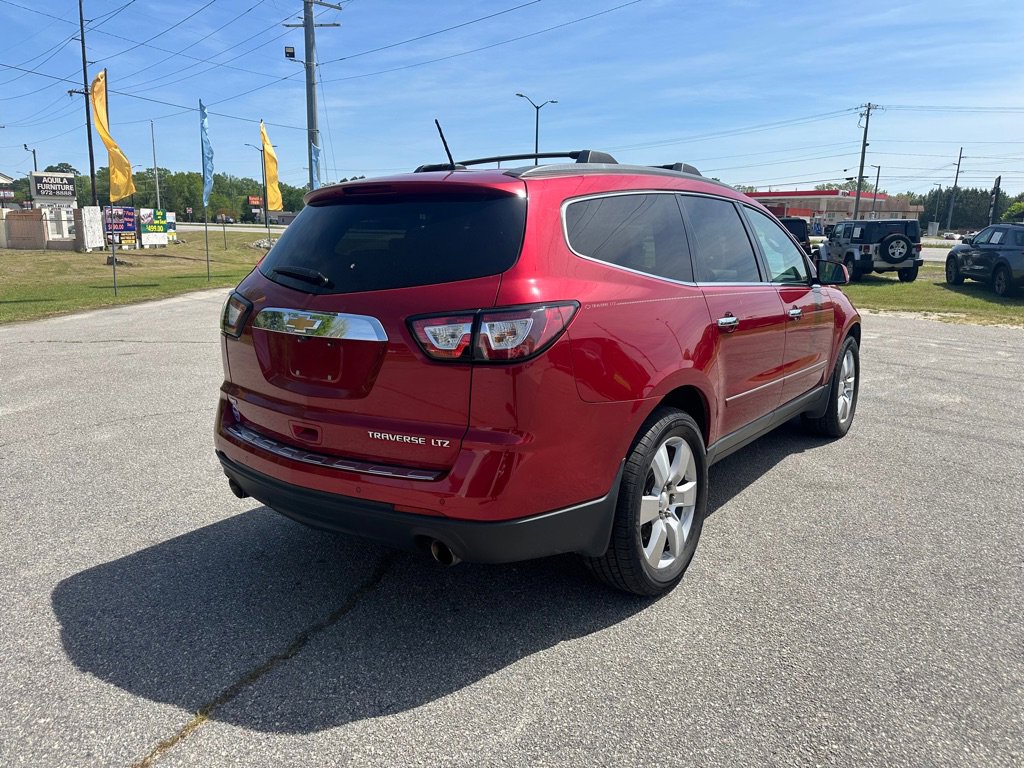Used 2014 Chevrolet Traverse LTZ image 5