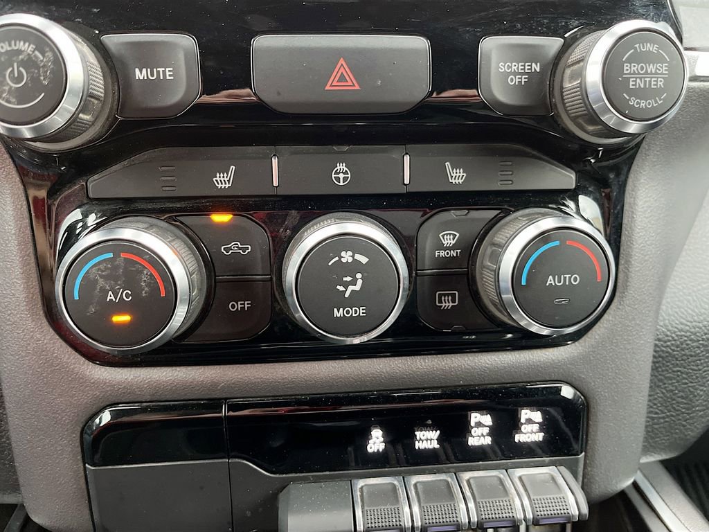 Used 2021 RAM 1500 Big Horn image 16