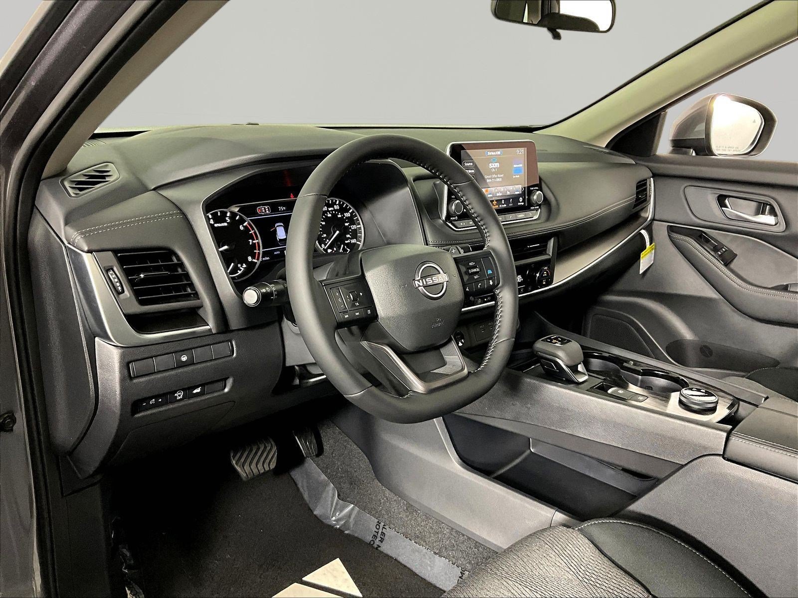 New 2026 Nissan Rogue SV w/ Cold Weather Package AWD/4WD image 15