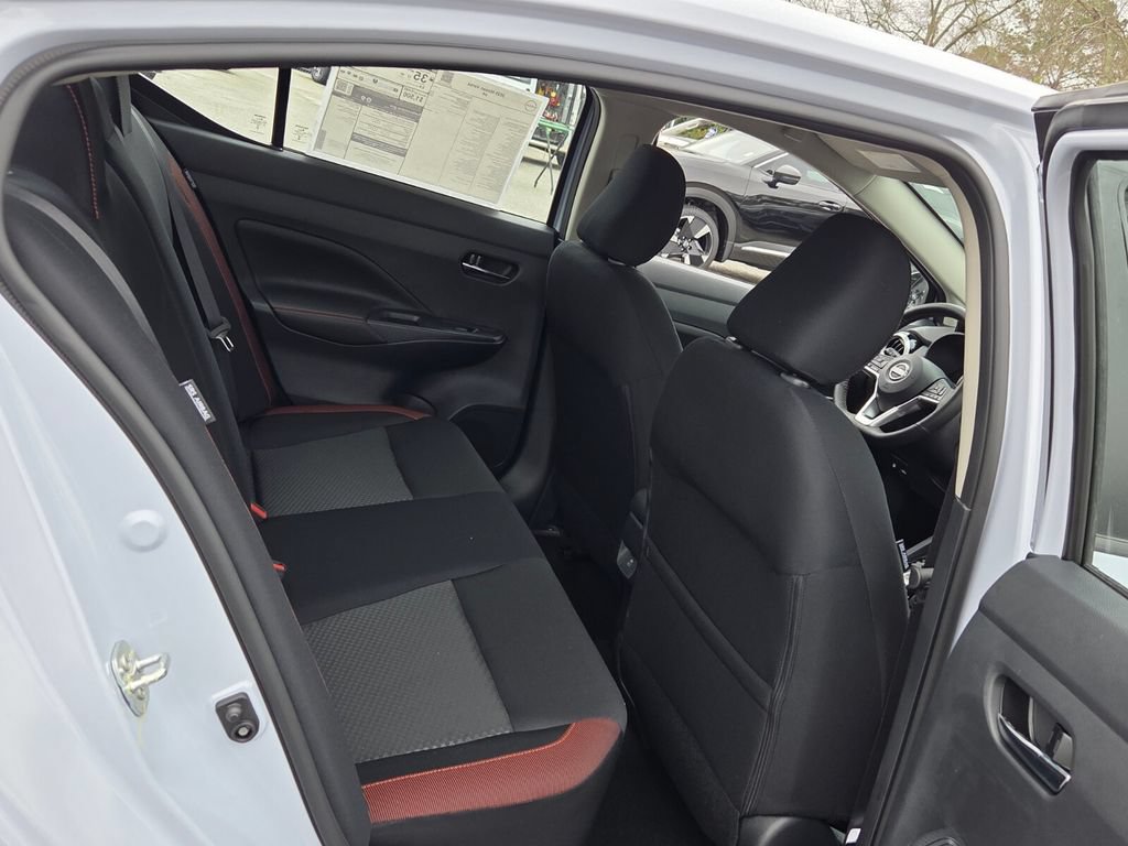 New 2025 Nissan Versa SR w/ Trunk Package FWD image 12