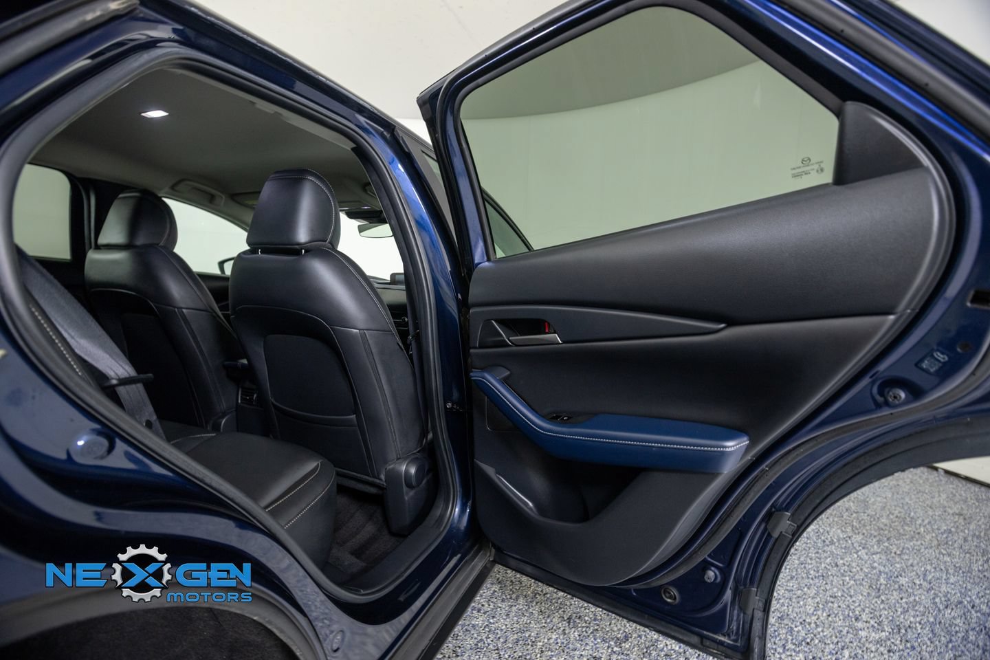 Used 2021 MAZDA CX-30 AWD 2.5 S w/ Select Package image 33