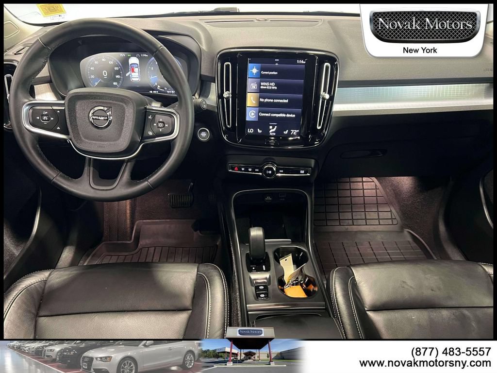Used 2022 Volvo XC40 T5 Momentum w/ Premium Package AWD/4WD image 14