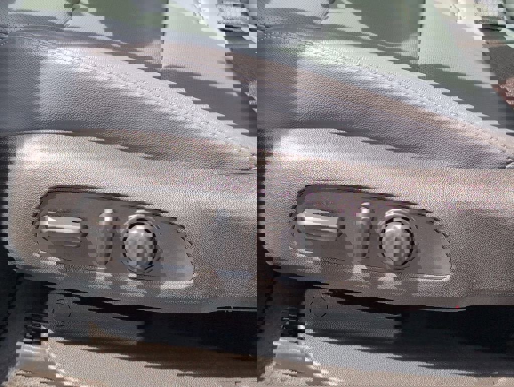 Used 2020 Chevrolet Traverse Premier w/ LPO, Floor Liner Package image 15