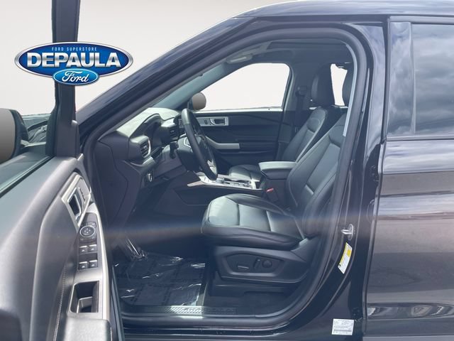 Used 2023 Ford Explorer XLT w/ Equipment Group 202A AWD/4WD image 11