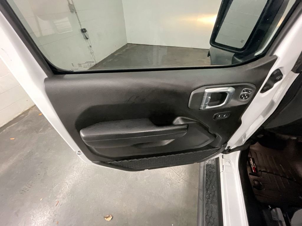 Used 2024 Jeep Wrangler Sport S image 20