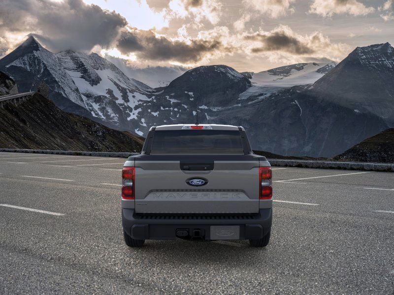 New 2026 Ford Maverick Lariat w/ Black Appearance Package image 6