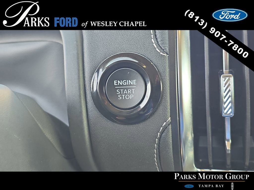 Certified 2025 Ford Expedition Platinum w/ Driver's Package image 27