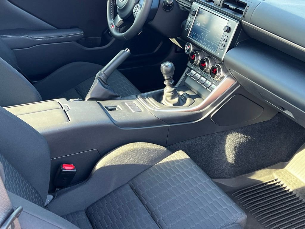 Used 2024 Toyota GR86 image 15