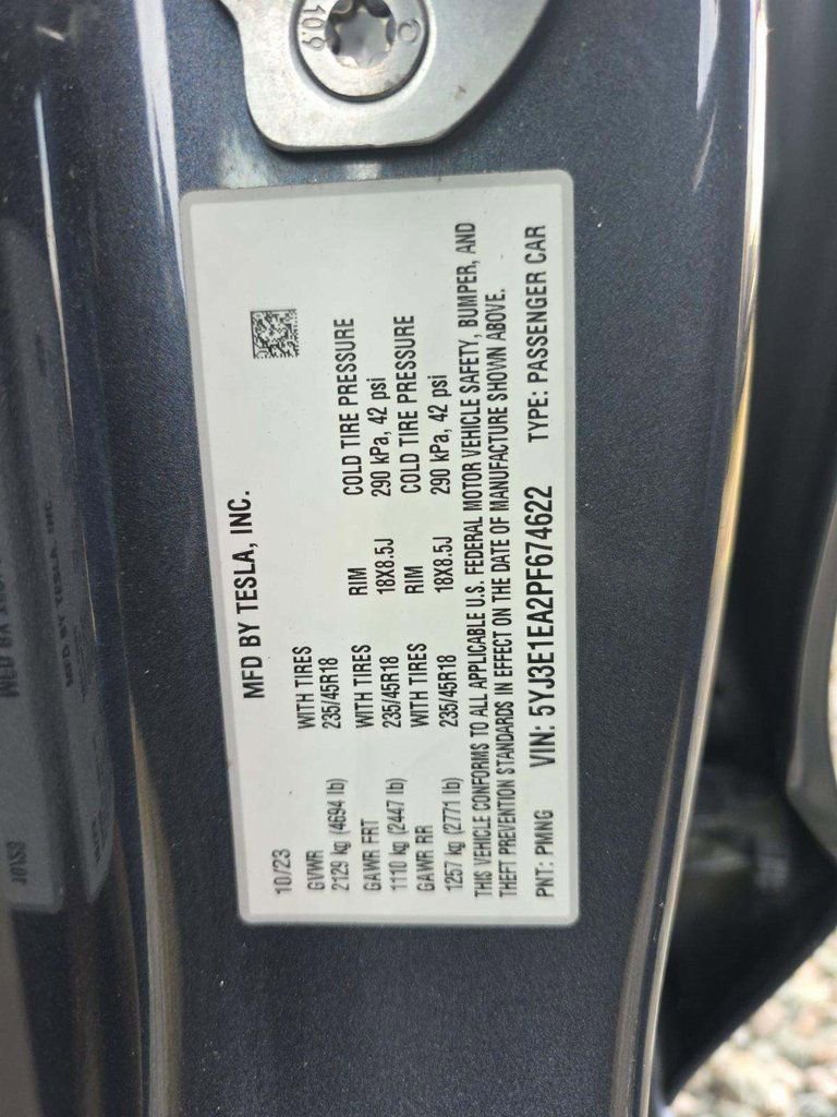 Used 2023 Tesla Model 3 Standard Range image 17