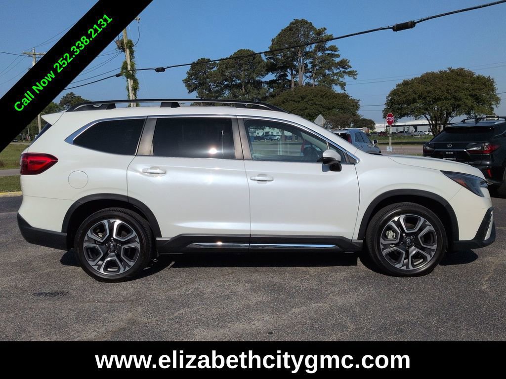 Used 2023 Subaru Ascent Limited AWD/4WD image 3