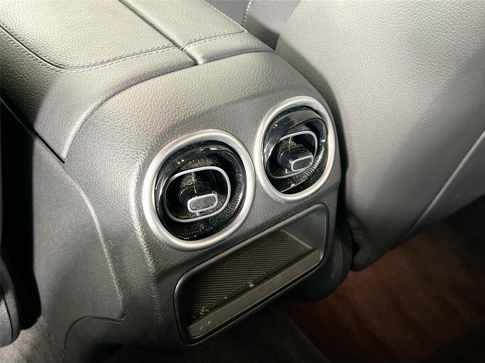 Used 2022 Mercedes-Benz C 300 4MATIC Sedan image 22