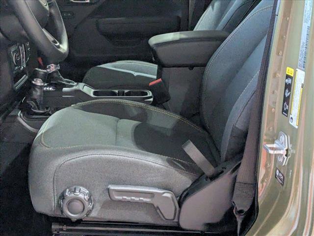 New 2026 Jeep Gladiator Sport video 4