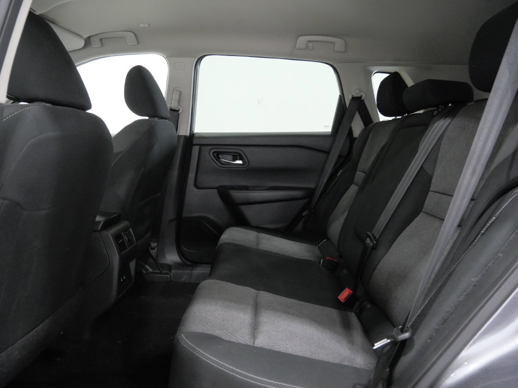 Used 2024 Nissan Rogue SV AWD/4WD image 24