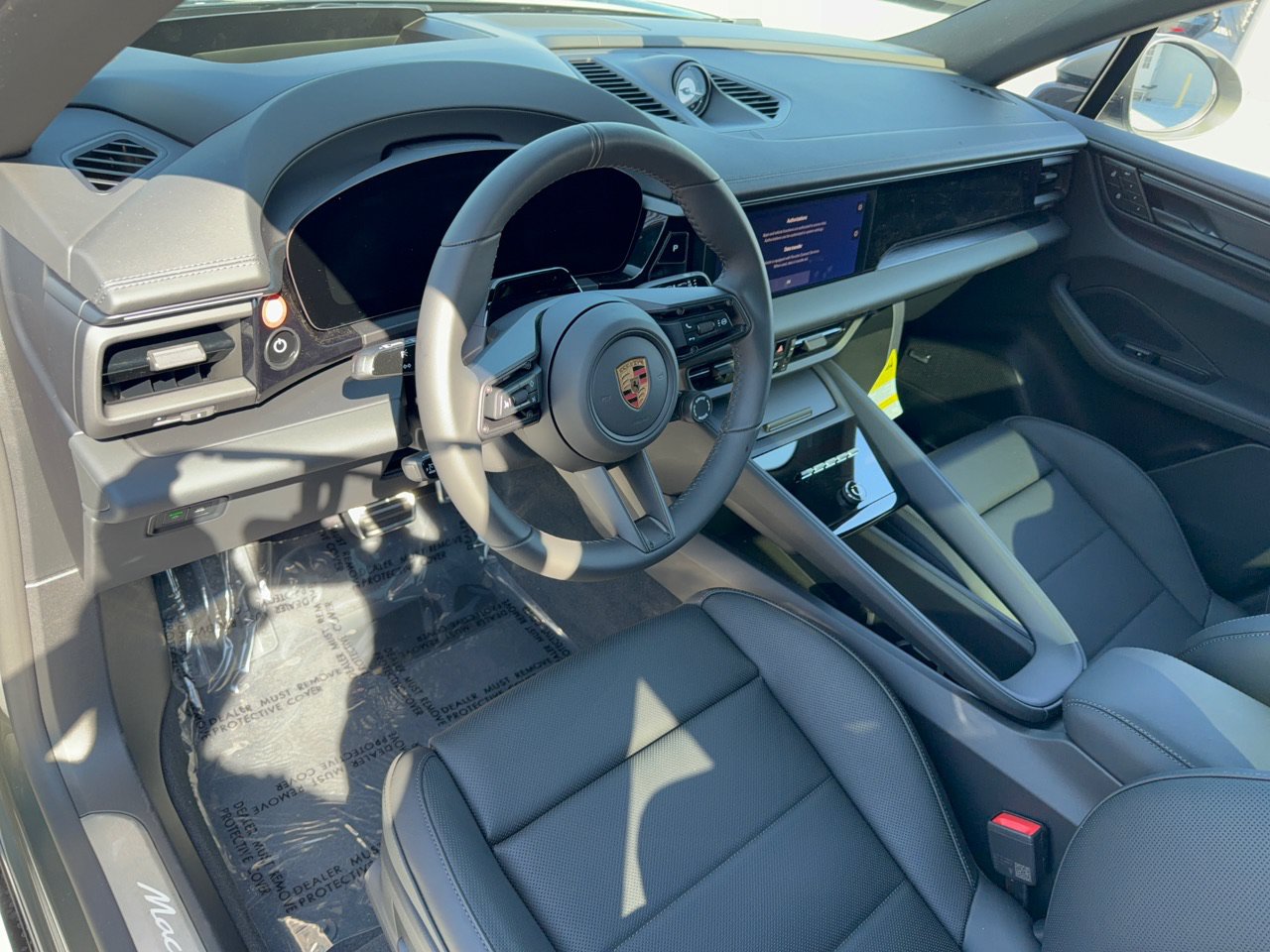 New 2026 Porsche Macan GTS Electric AWD/4WD image 4