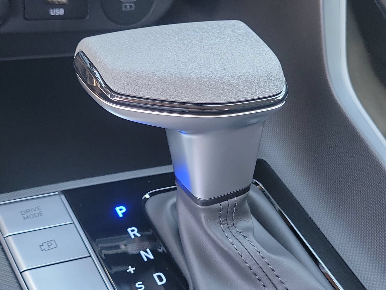New 2026 Hyundai Elantra SE FWD image 14