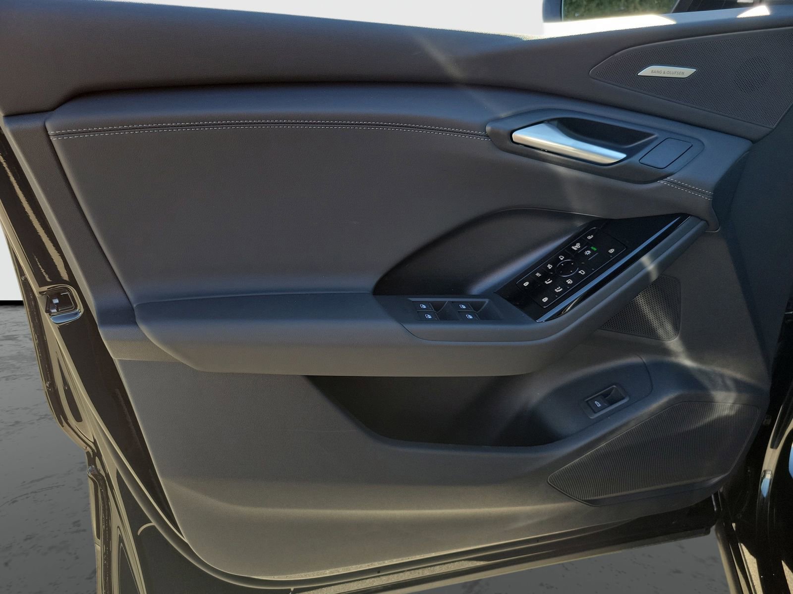 New 2025 Audi Q6 e-tron Premium Plus image 19