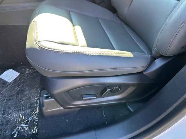 New 2026 Ford Explorer Active w/ Active Comfort Package image 25