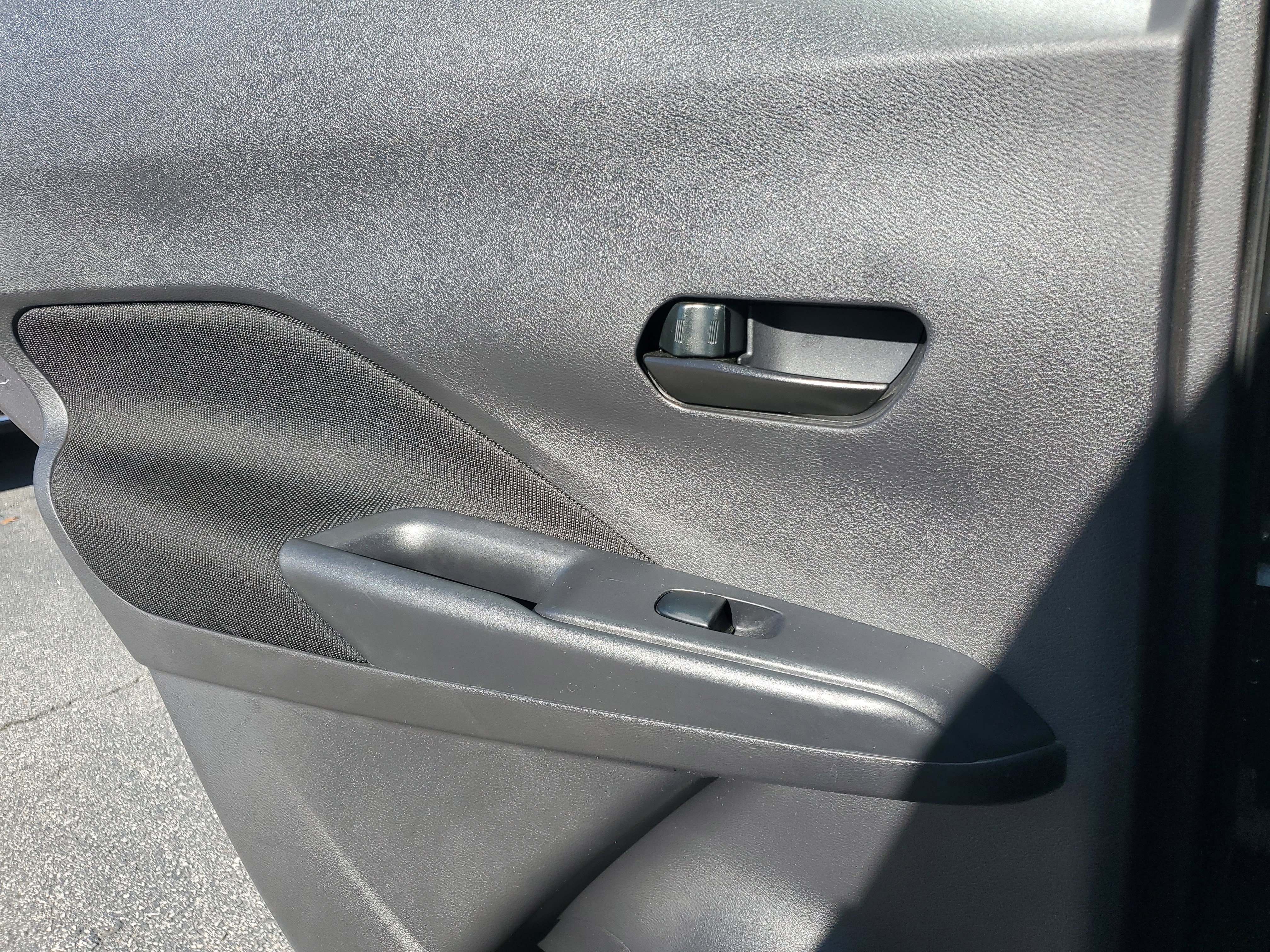 Used 2024 Nissan Kicks S image 13