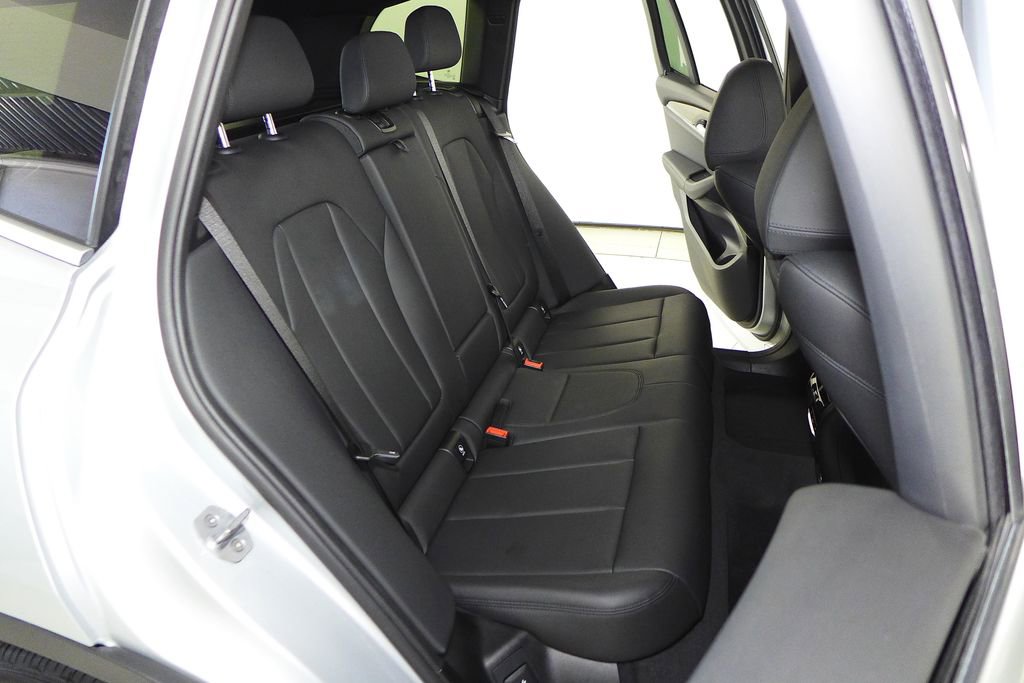 Used 2019 BMW X3 sDrive30i w/ Convenience Package RWD image 21