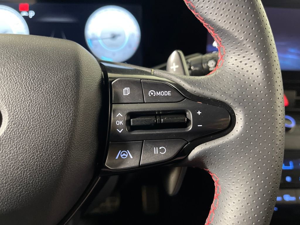 Certified 2023 Hyundai Elantra N Line image 29