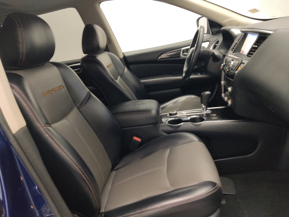 Used 2019 Nissan Pathfinder SL image 21