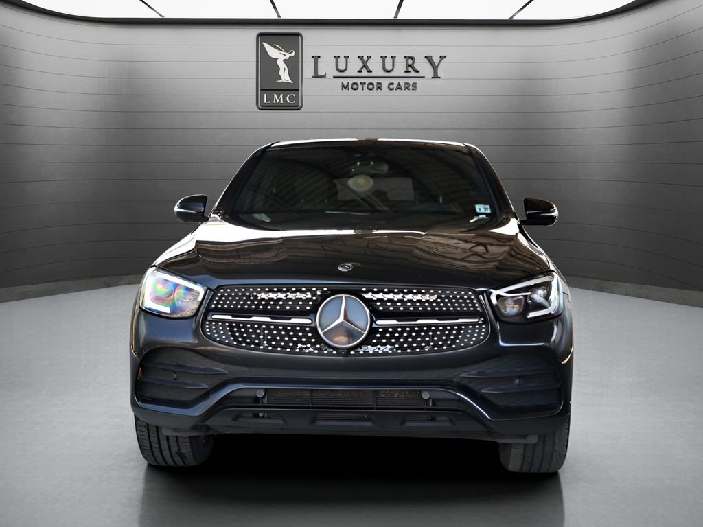 Used 2022 Mercedes-Benz GLC 300 4MATIC Coupe image 3