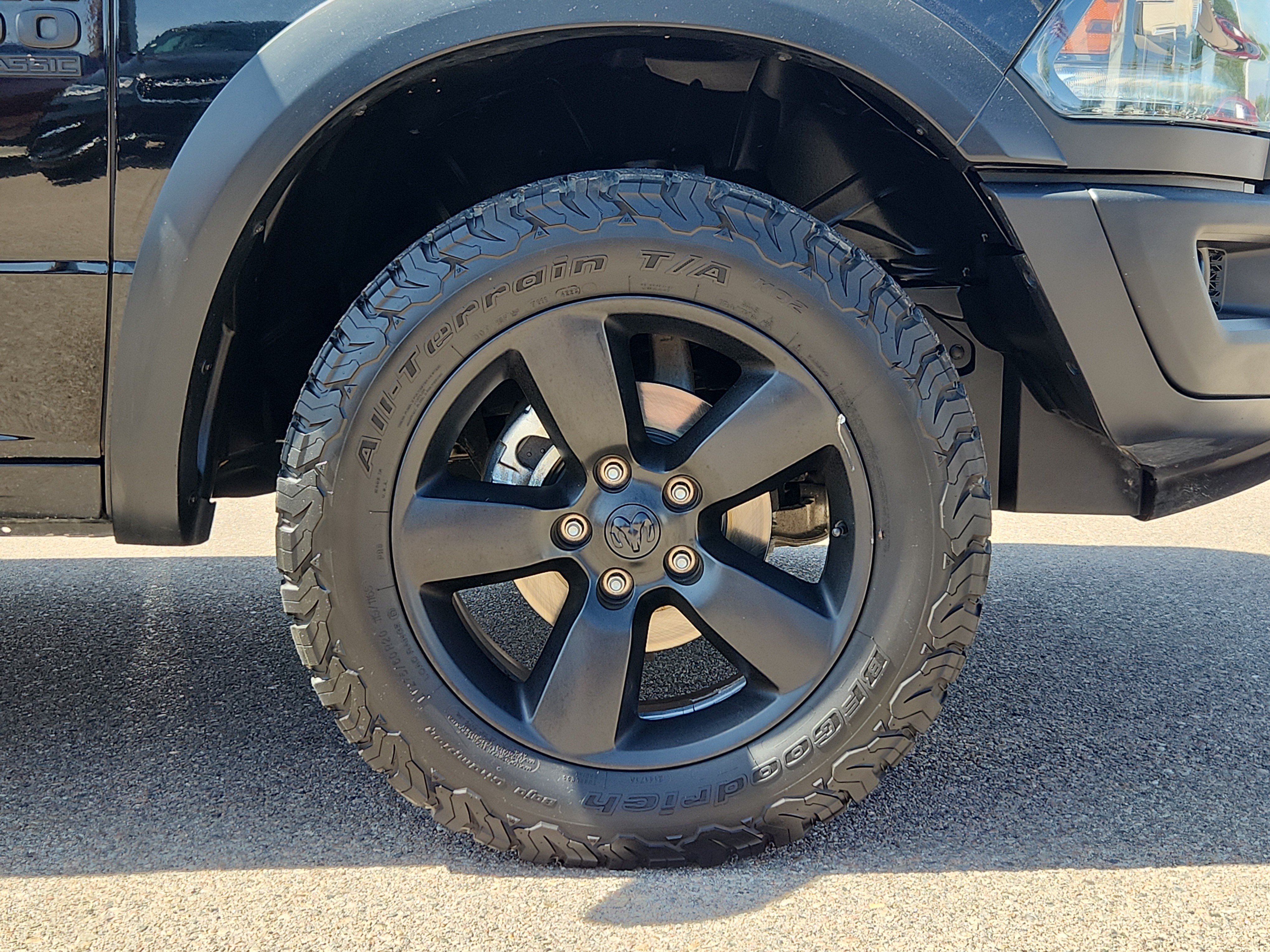 Used 2019 RAM 1500 Classic Warlock w/ Electronics Group AWD/4WD image 18
