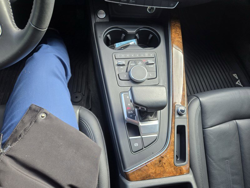 Used 2019 Audi A4 2.0T Premium w/ Convenience Package image 15