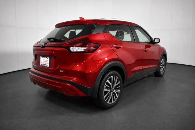 Certified 2023 Nissan Kicks SV FWD image 4
