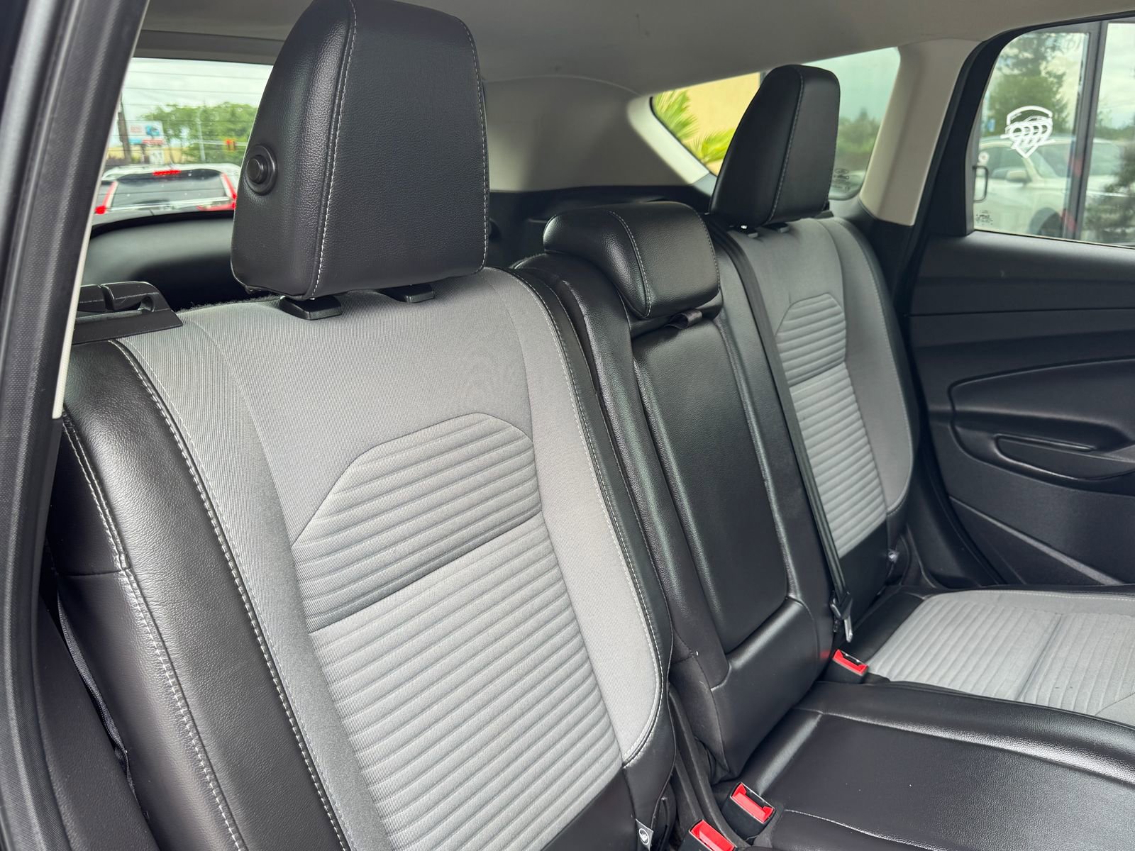 Used 2017 Ford Escape Titanium AWD/4WD image 22