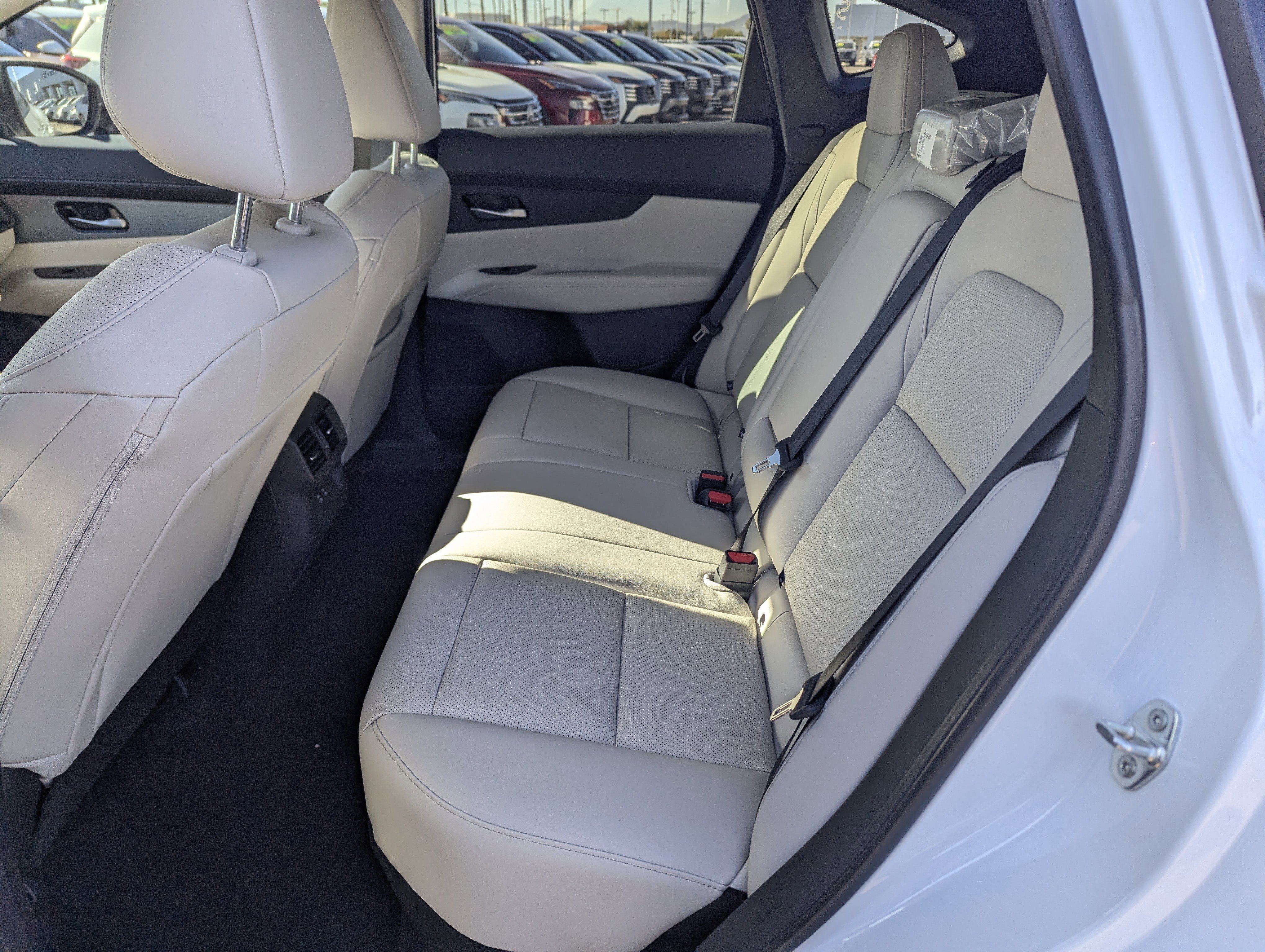 New 2026 Nissan Murano SL image 8