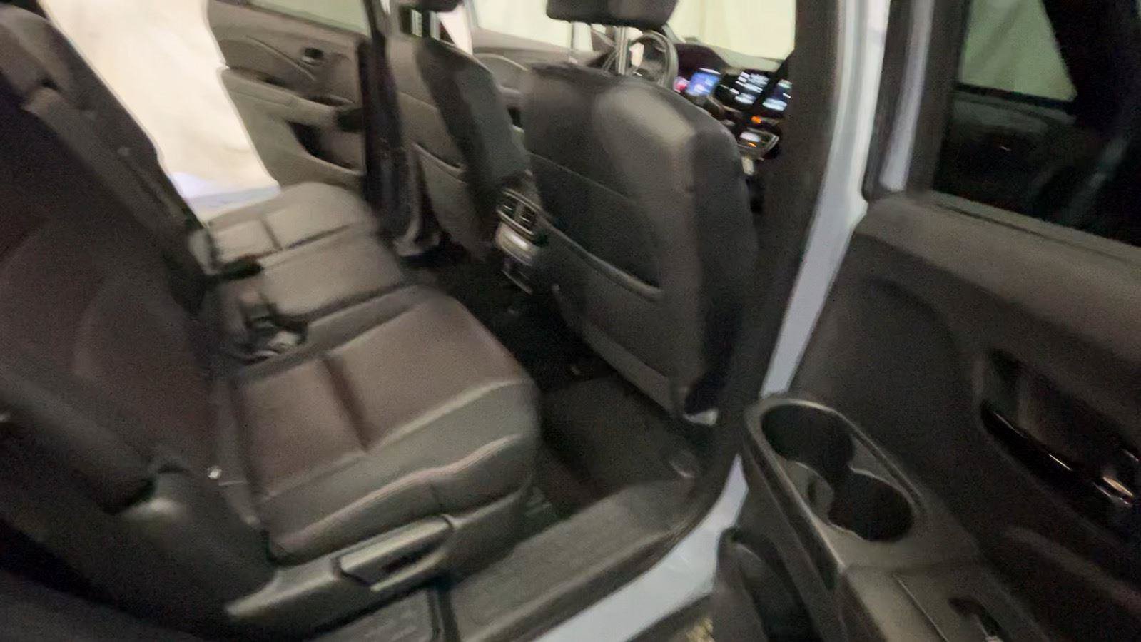 Certified 2024 Honda Passport Black Edition image 22