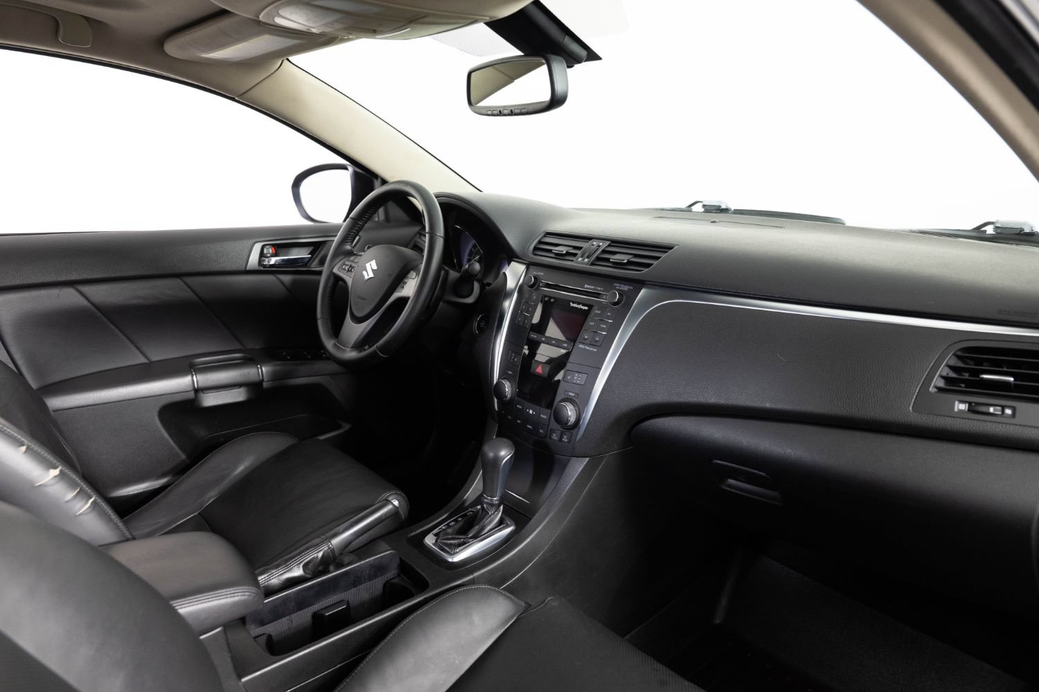 Used 2010 Suzuki Kizashi SLS AWD/4WD image 25