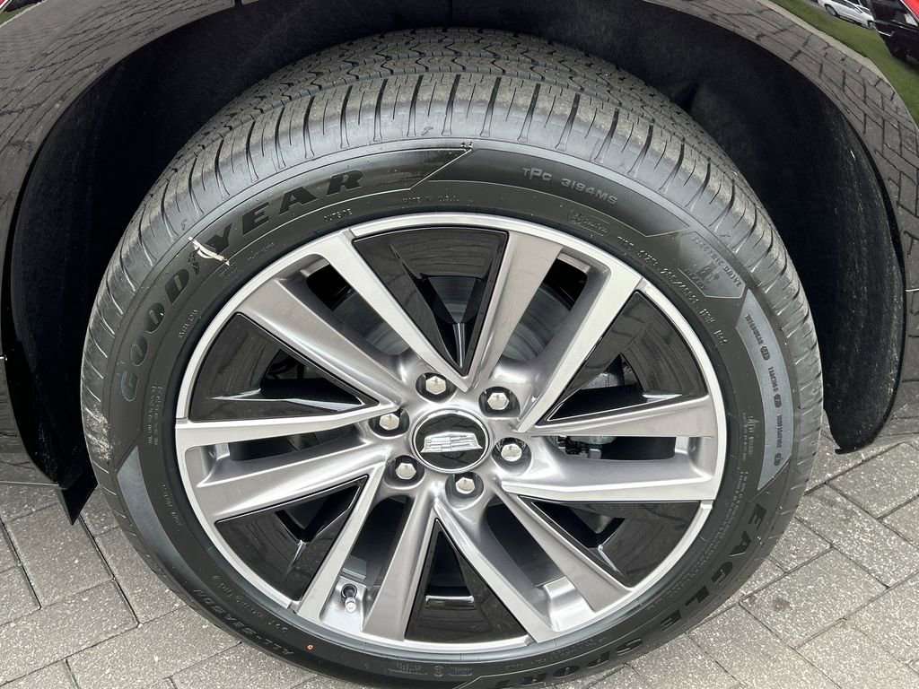 New 2026 Cadillac Vistiq Sport image 30