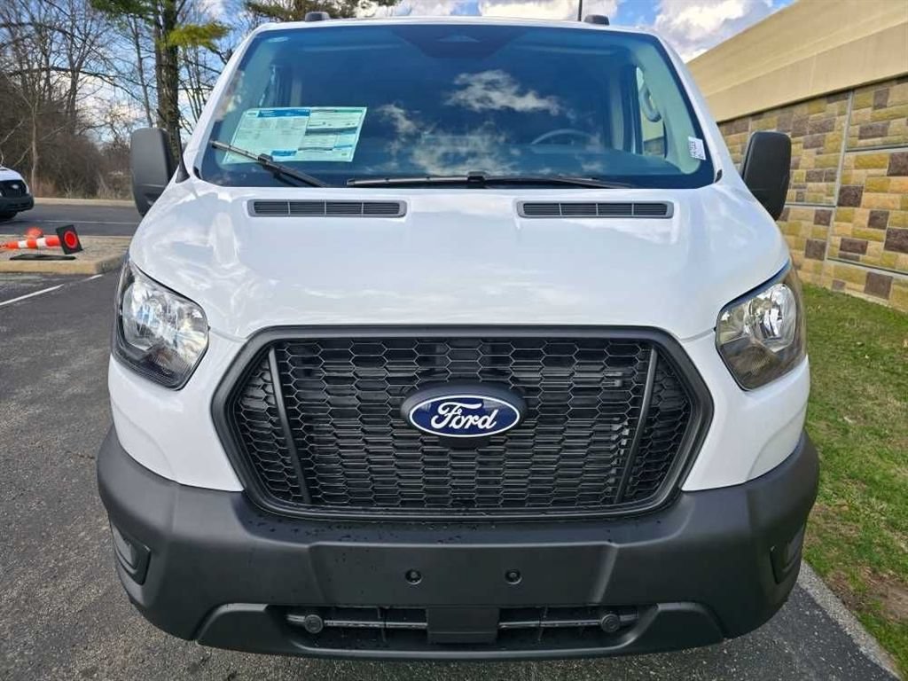 New 2026 Ford Transit 150 Low Roof RWD image 4