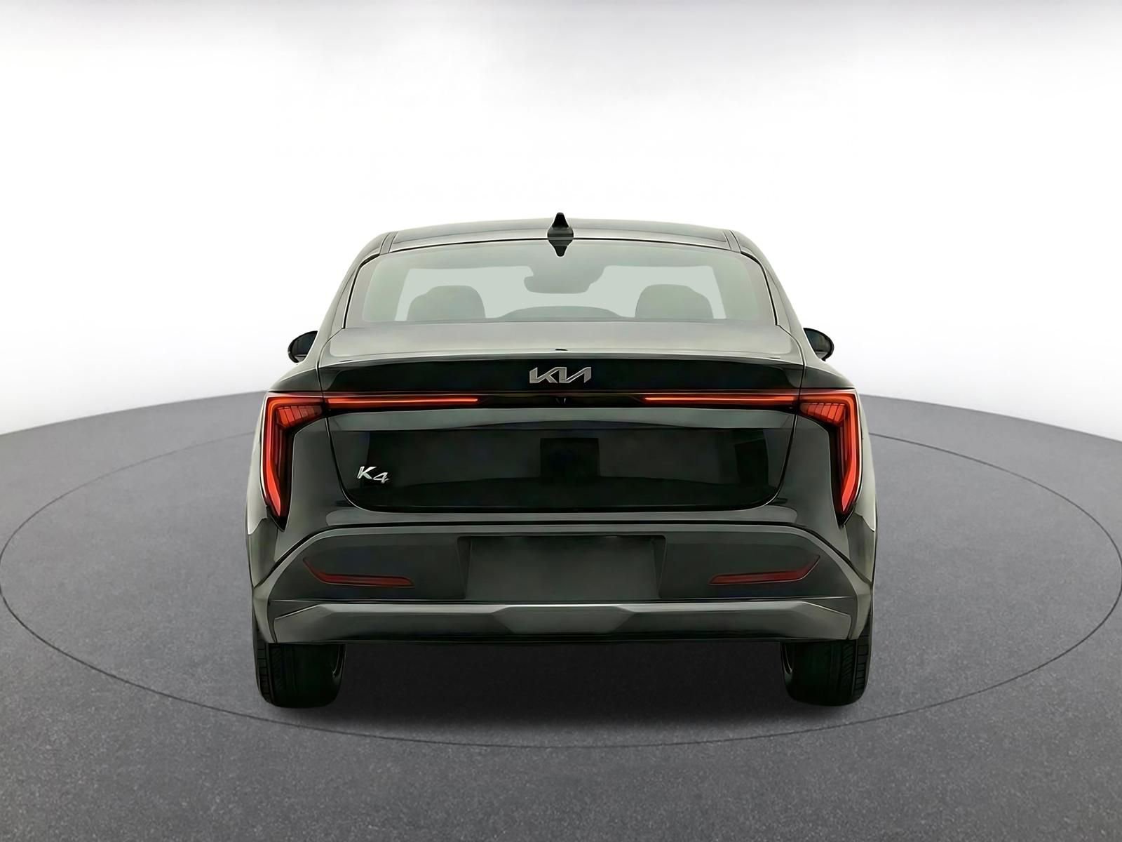 Used 2025 Kia K4 FWD image 8