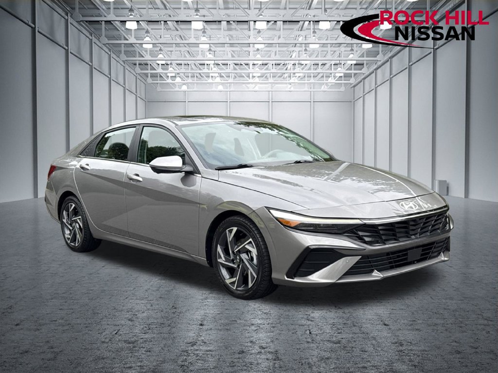 Used 2024 Hyundai Elantra Limited FWD 360° Tour