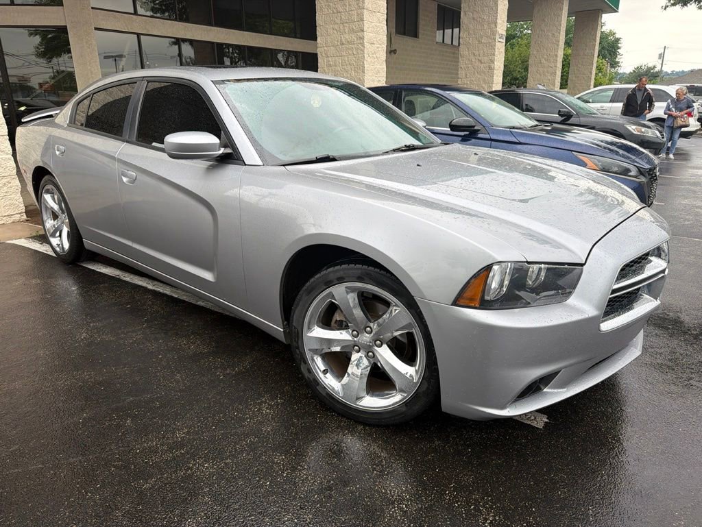 Used 2011 Dodge Charger Rallye RWD image 1